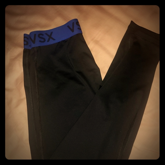 Victoria's Secret Pants - VS sport yoga leggings